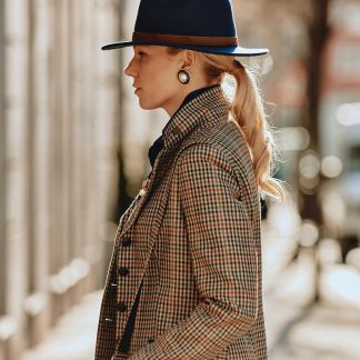 Cordings Wincanton Tweed Jacket Dif ferent Angle 1